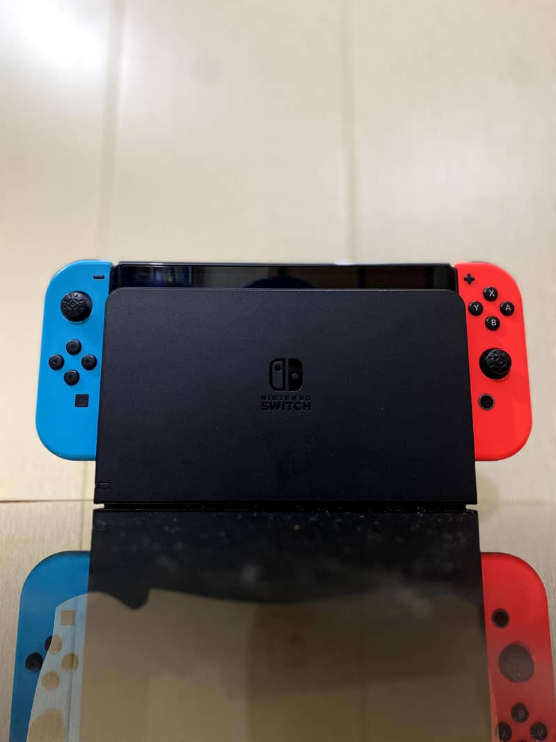 Nintendo Switch OLED Bundle – Games & Extra Accessories, 1