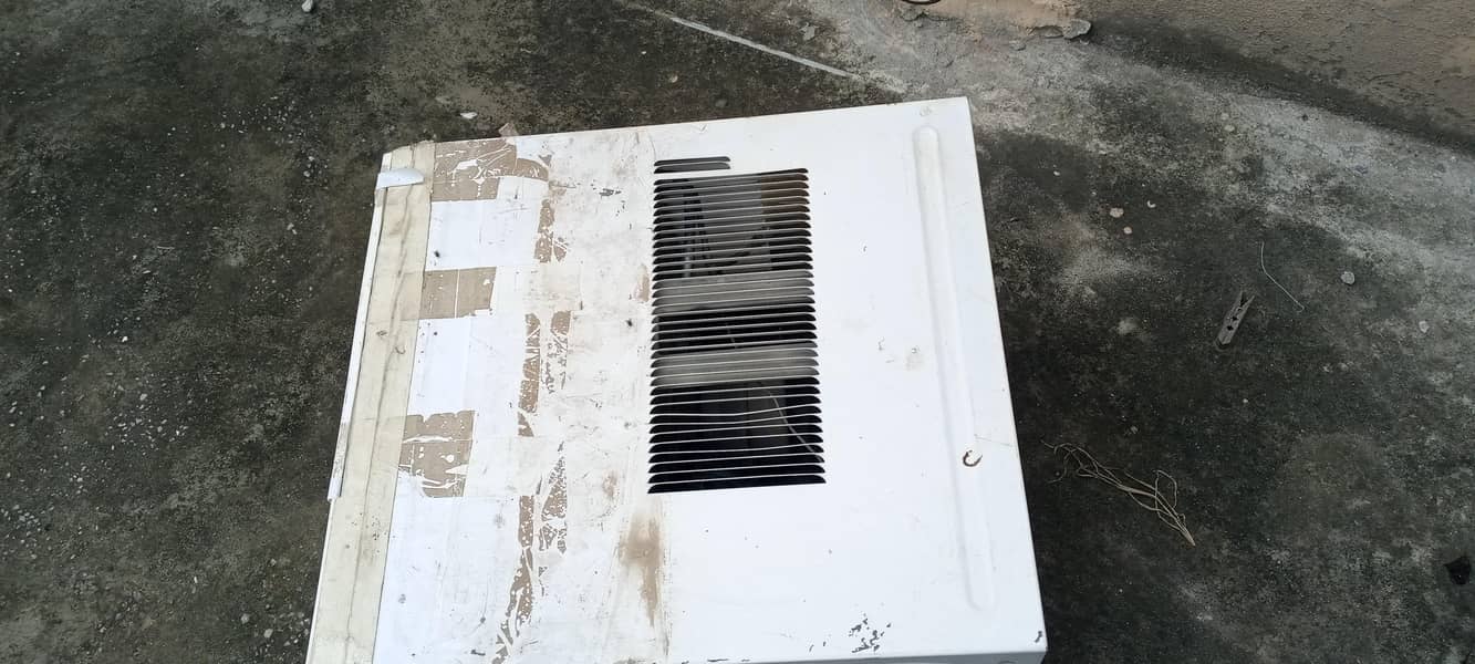 General window Ac 4