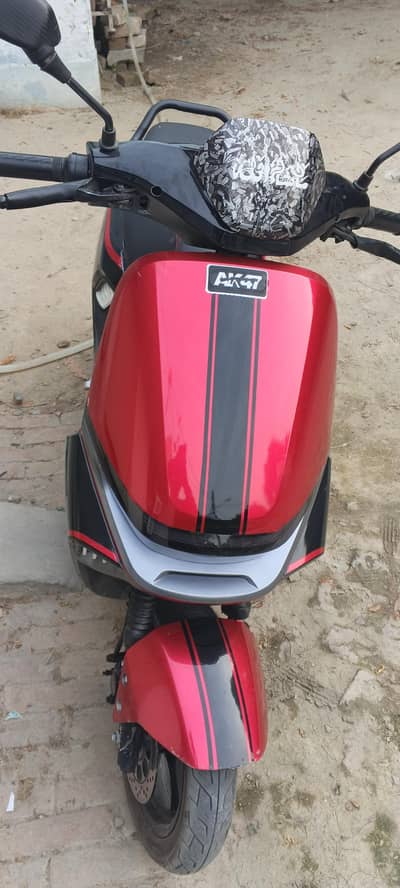 evee S1 4 months use good condition average 90km pr charge