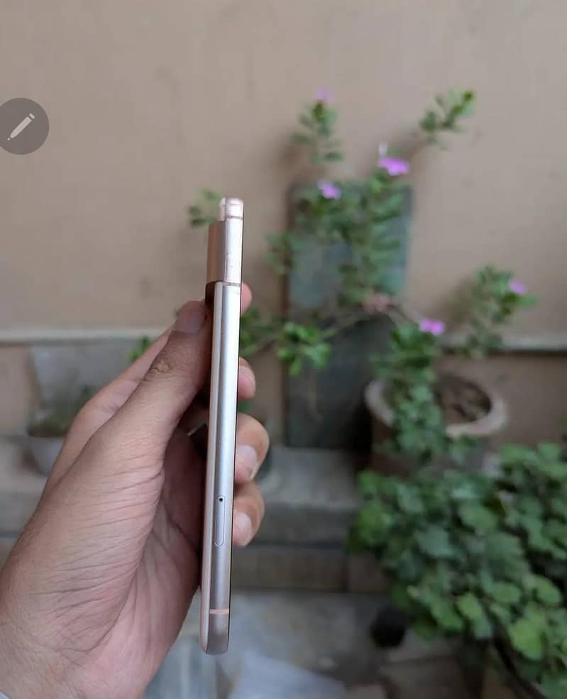 Google Pixel 8 0