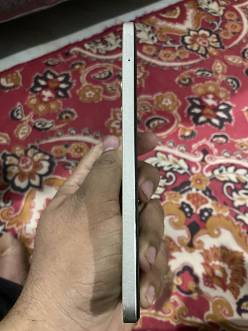 Realme C53 1