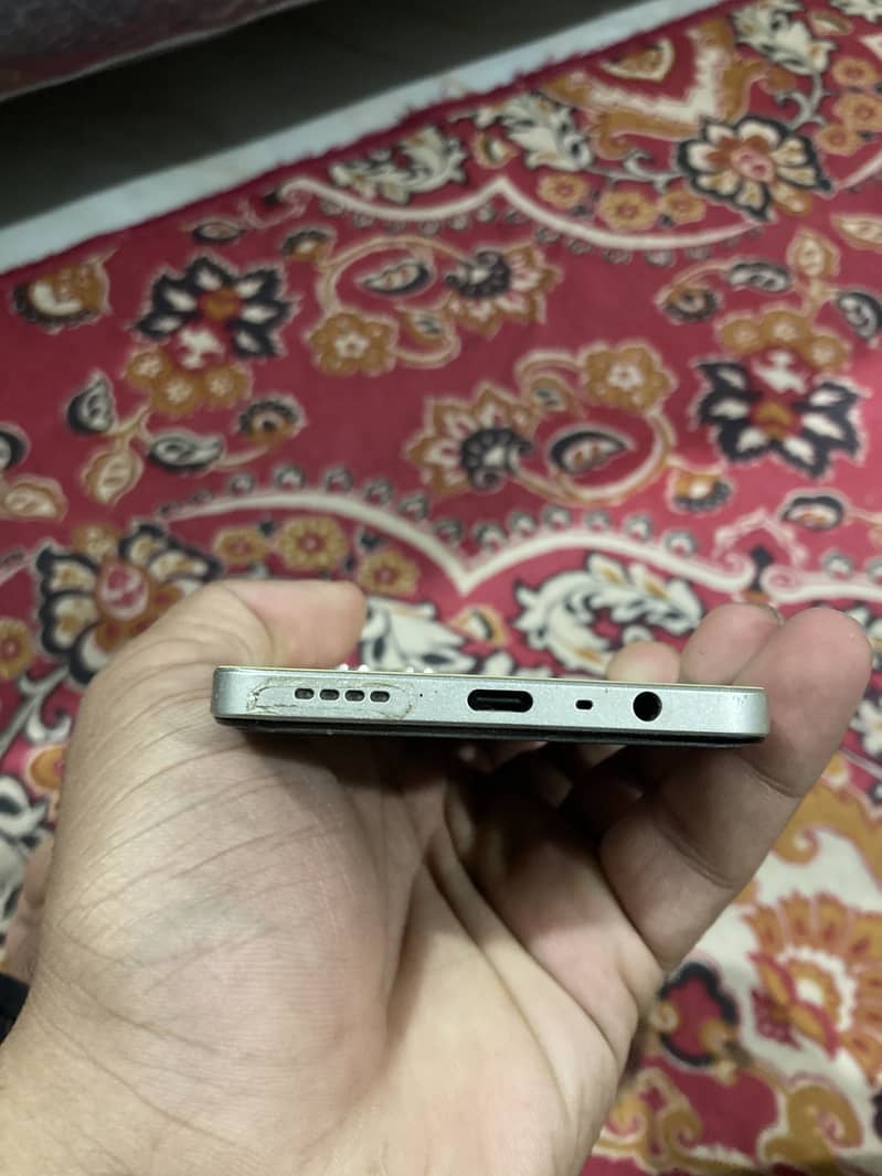 Realme C53 3