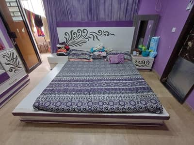 bedroom set