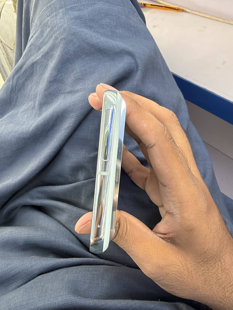 Google Pixel 8 Pro 0