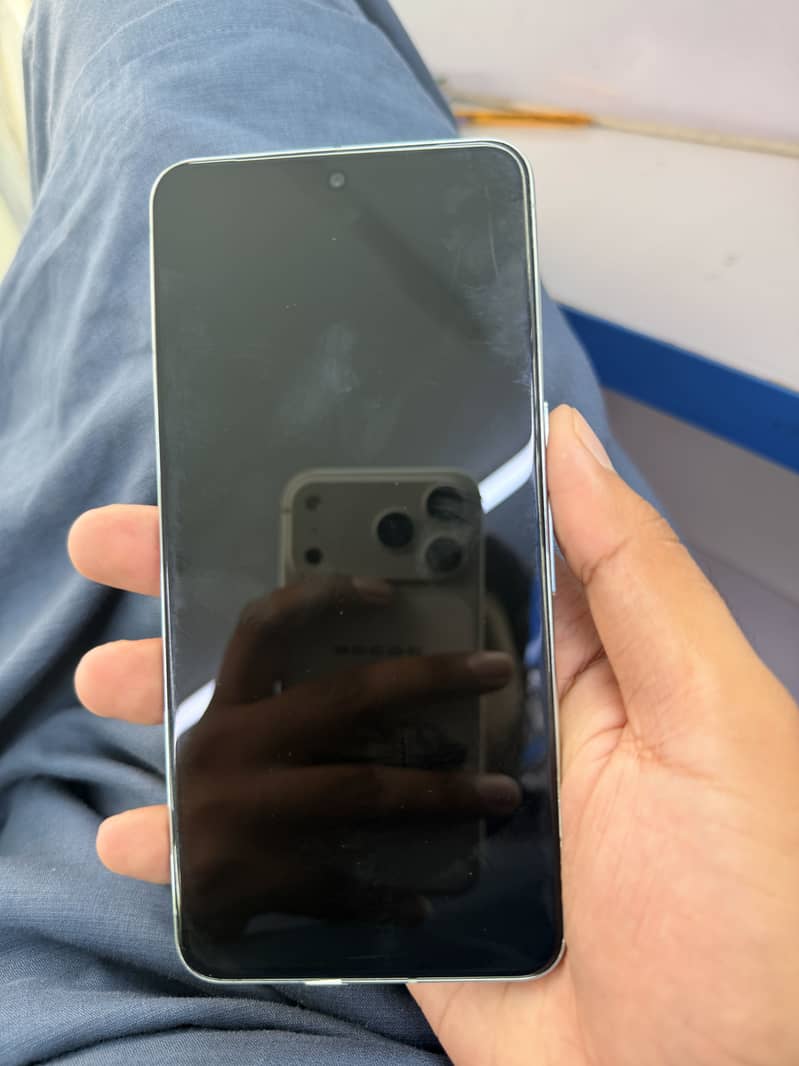 Google Pixel 8 Pro 4