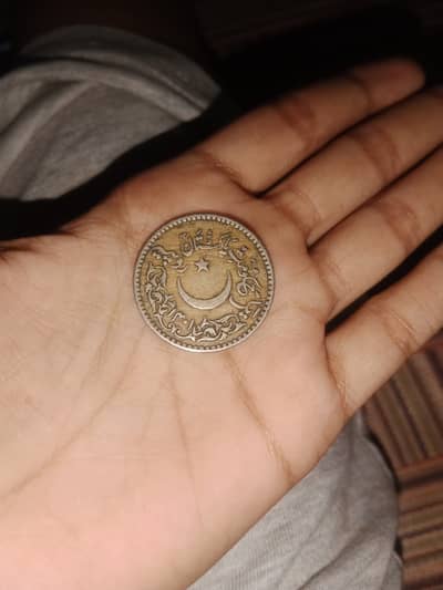 OLD PAKISTAN 1 RUPEES COIN AND FRANC 1 COIN FOR SALE ANTIQUE