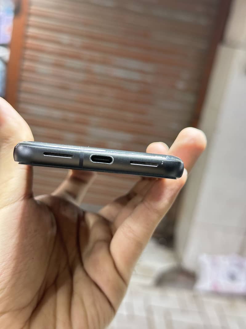 Google pixel 8 1