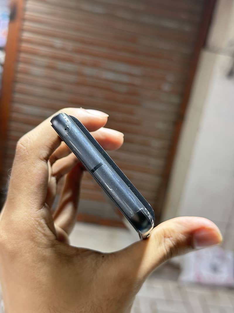 Google pixel 8 3