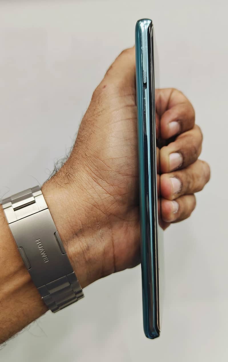 One Plus Ace 2 Pro 2