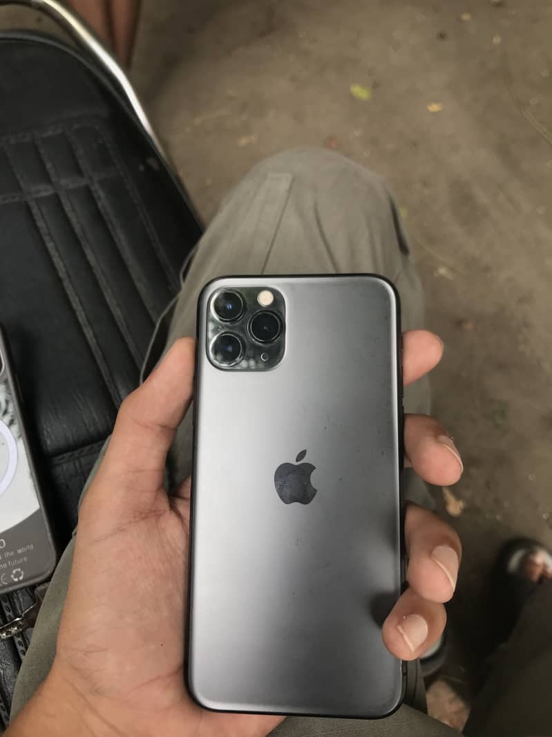 iPhone 11 pro 0