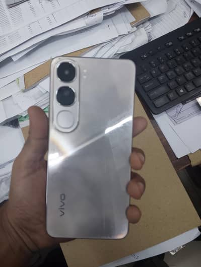 Vivo Y200