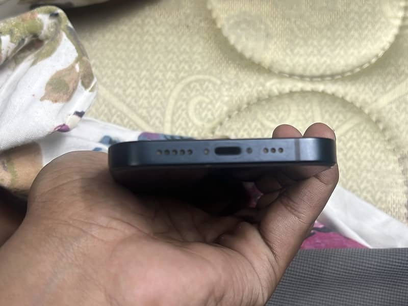 iPhone 14 1