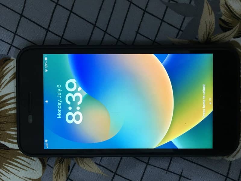 Apple iPhone 8 Plus 1