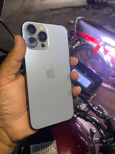 Apple iPhone 13 Pro Max