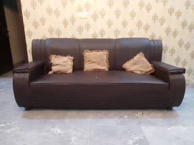 5 seater leather cushioned sofa set