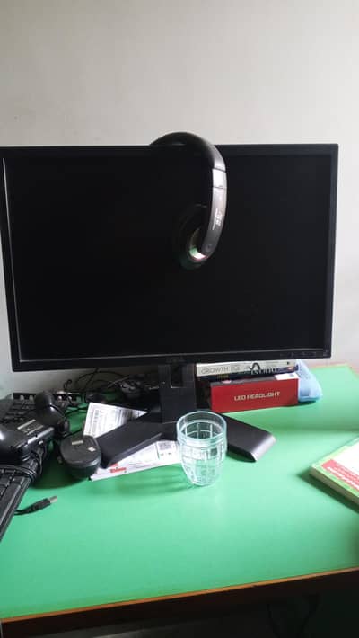 dell gaming monitor for urgent sale