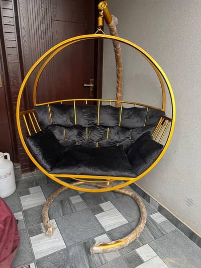 Metal Swinging Chair (Jhoola)