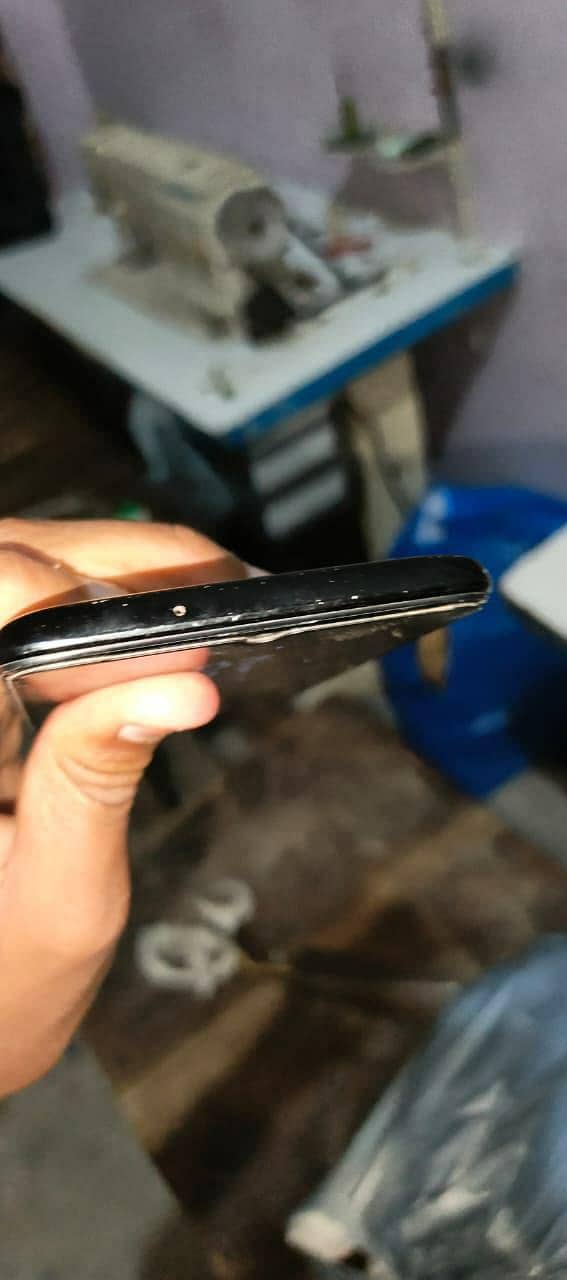 One Plus 6t 4