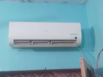 Haier Inverter AC 1 Ton