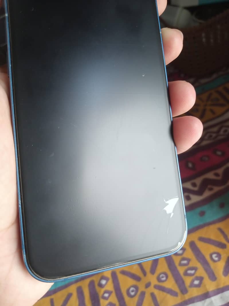 Apple iPhone 13 6