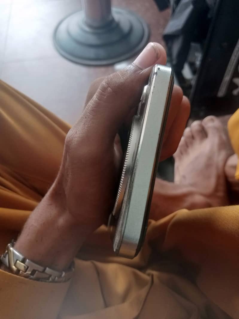 Infinix Zero 40 3