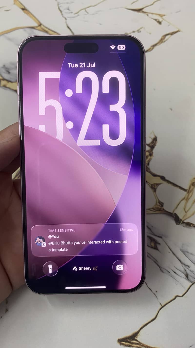 Apple iPhone 15 plus 0