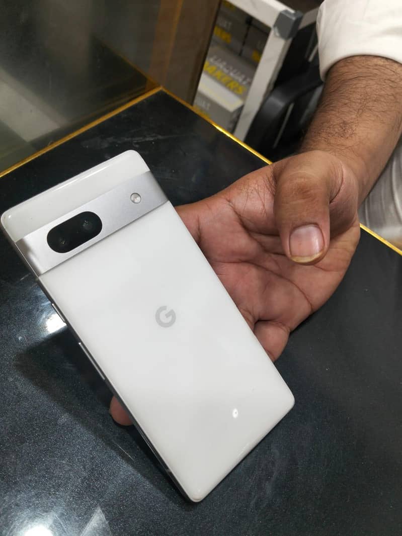 Google Pixel 7a 3