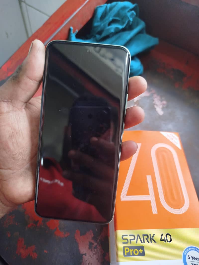 techno spark 40 Pro plus 1
