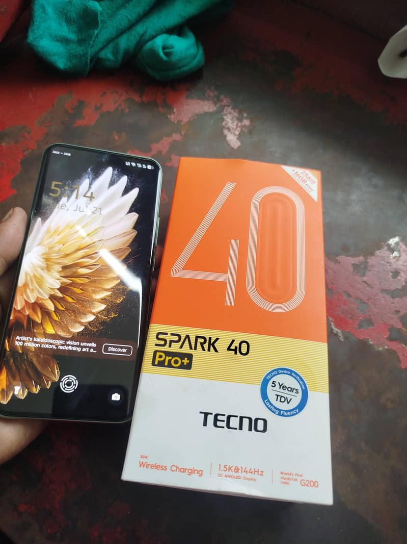 techno spark 40 Pro plus 7