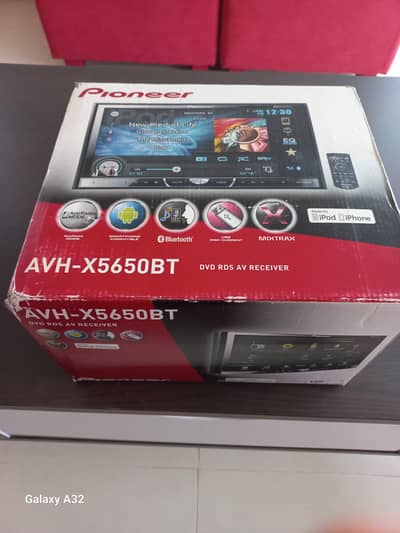 Pioneer DVD AVH-X5650BT for sale