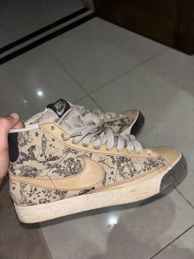Original nike shoes brand new condition