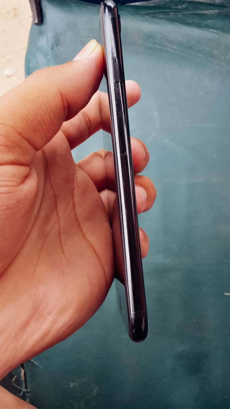 Apple iPhone 7 5