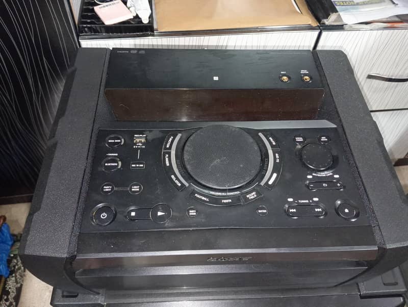 sony shake 1