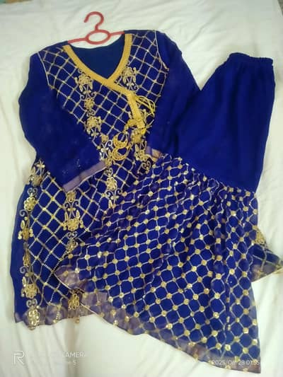 3 pics suit Available for sale in Dehli Colony Clifton Karachi