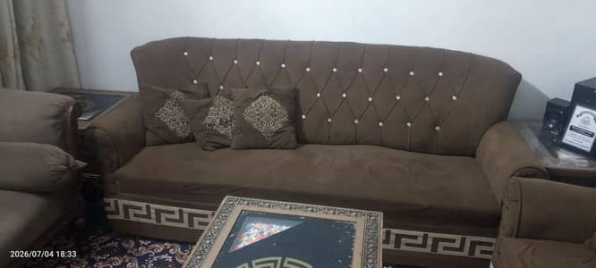 5 seater sofa set with 2 side table and 1 center table and dewan
