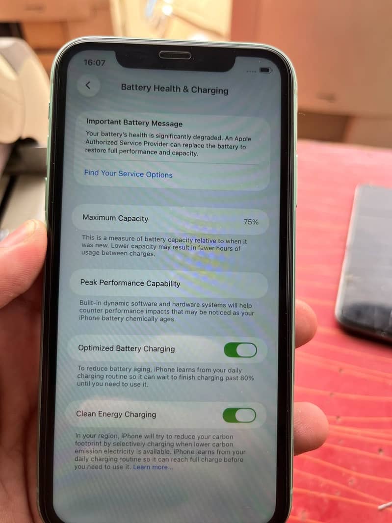 Apple iPhone 11 0