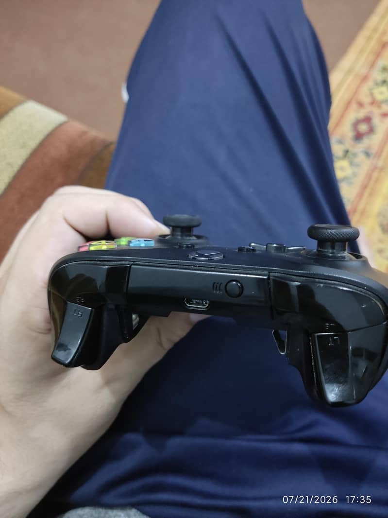 Original Microsoft Xbox One Controller (Model 1708) with Bluetooth 2