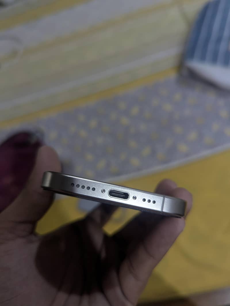 Apple iPhone 15 Pro 5