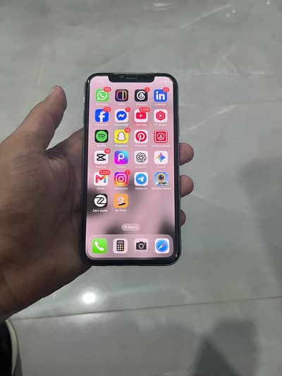 Apple iPhone XS