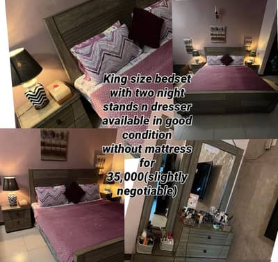 King Size Bed with 2 Drawers and Dressing Table
