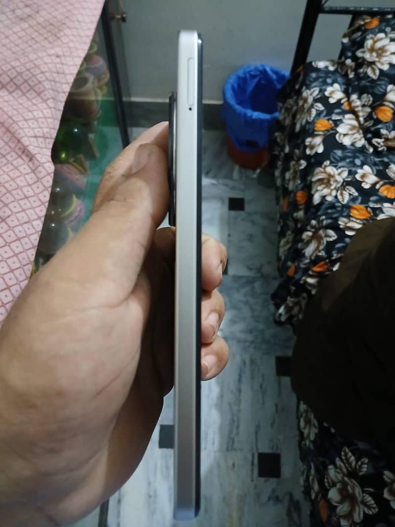 Xiaomi POCO C75 3