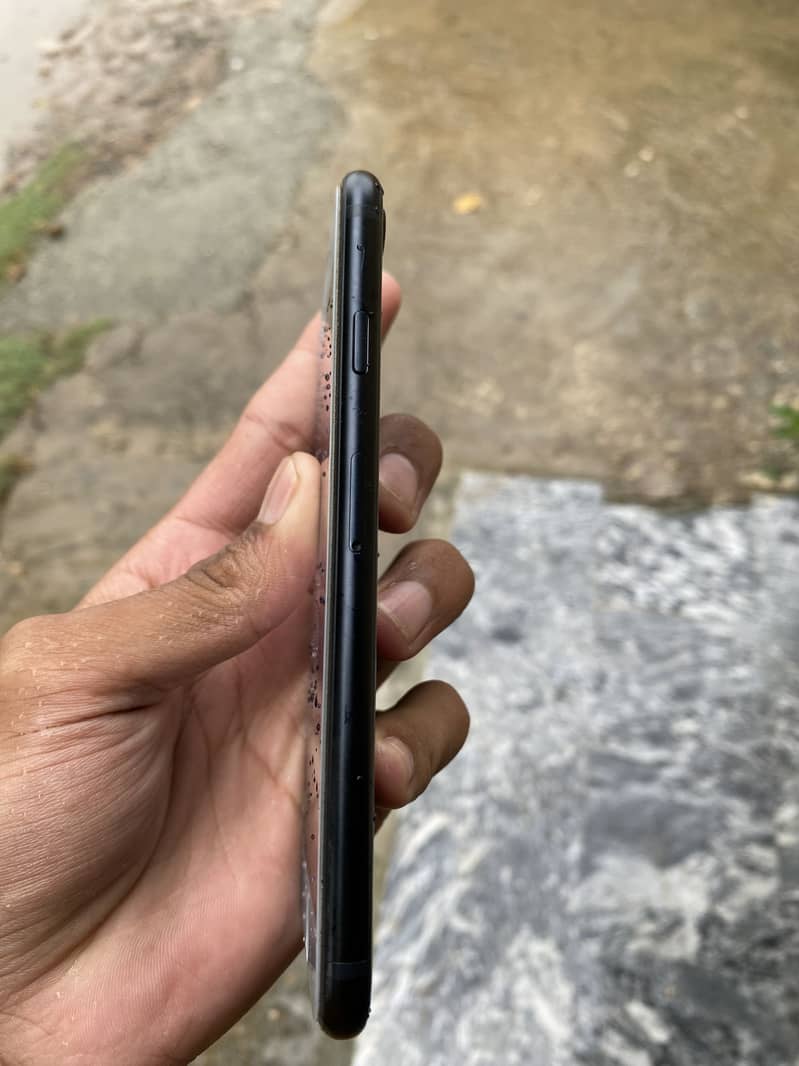 iphone SE 3rd waterpack 2