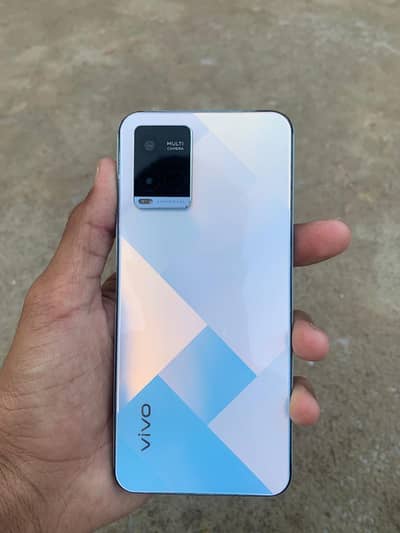 Vivo Y21
