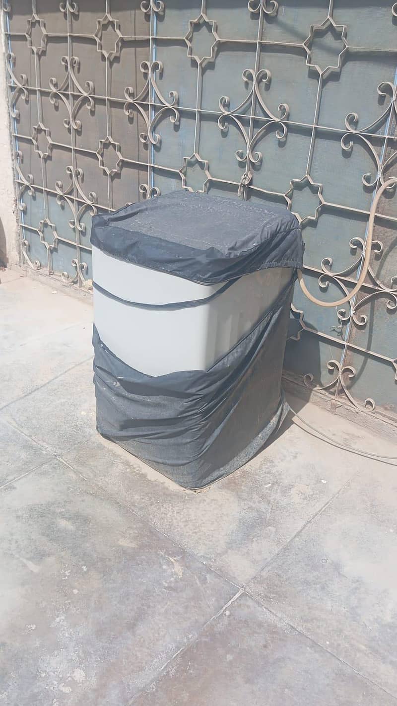 HAIER AUTOMATIC WASHING MACHINE 5