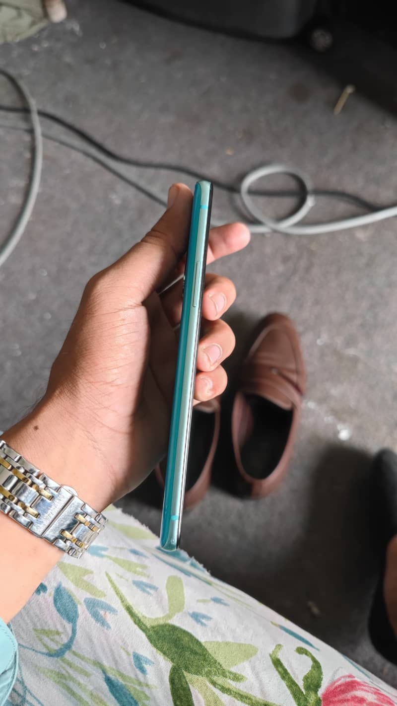 One Plus 9T 3