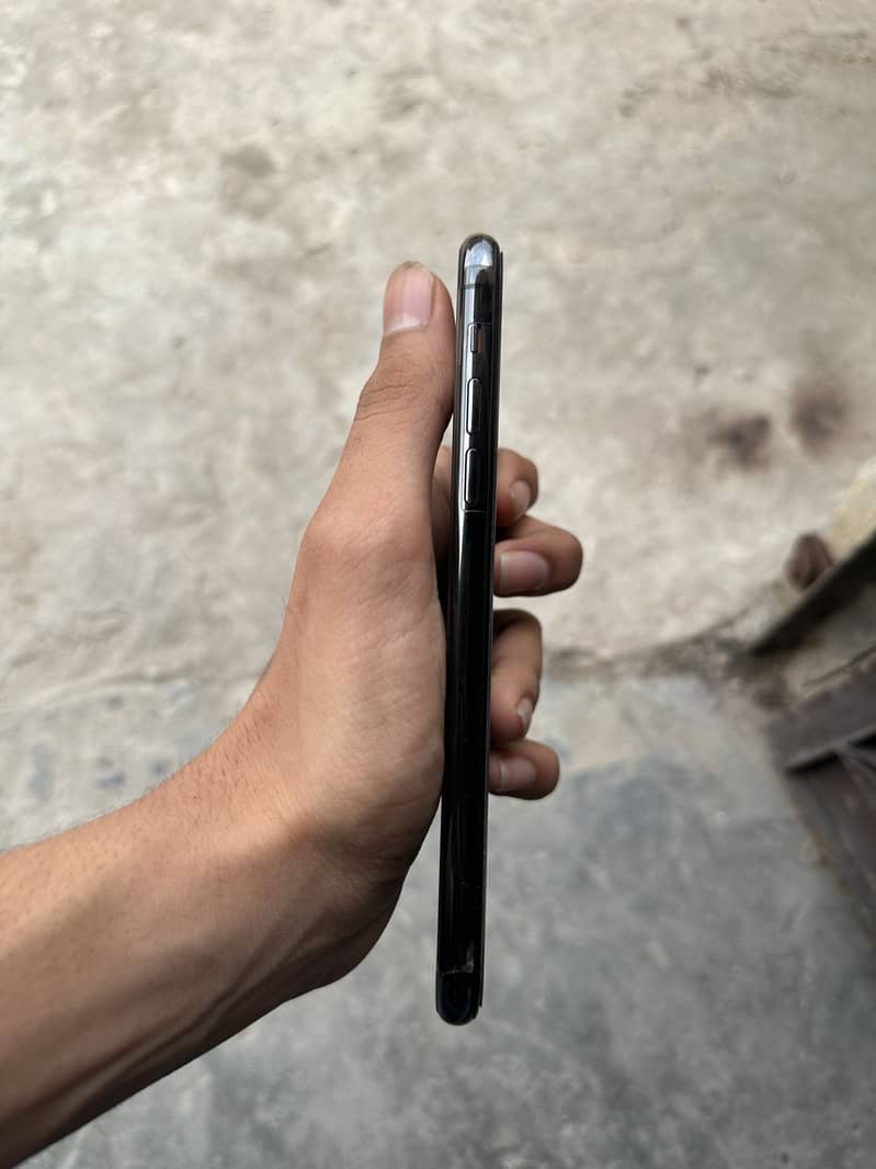 Iphone 11 pro max 1