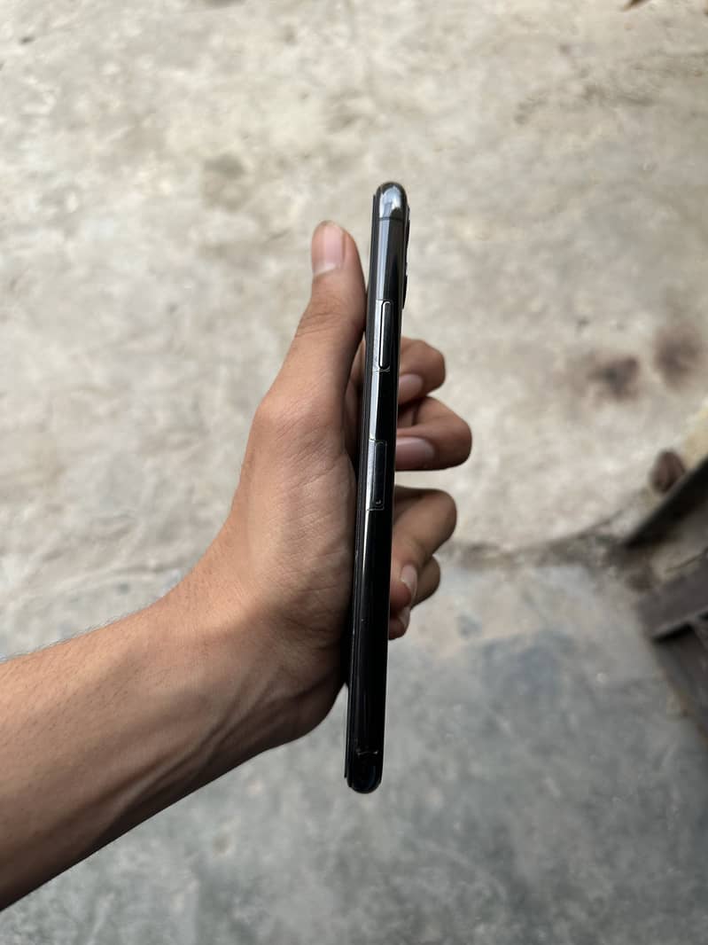 Iphone 11 pro max 3