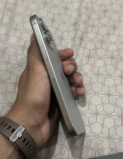 iphone 15 pro max factory