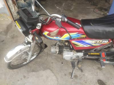 Honda CD 70 good condition enjan ok