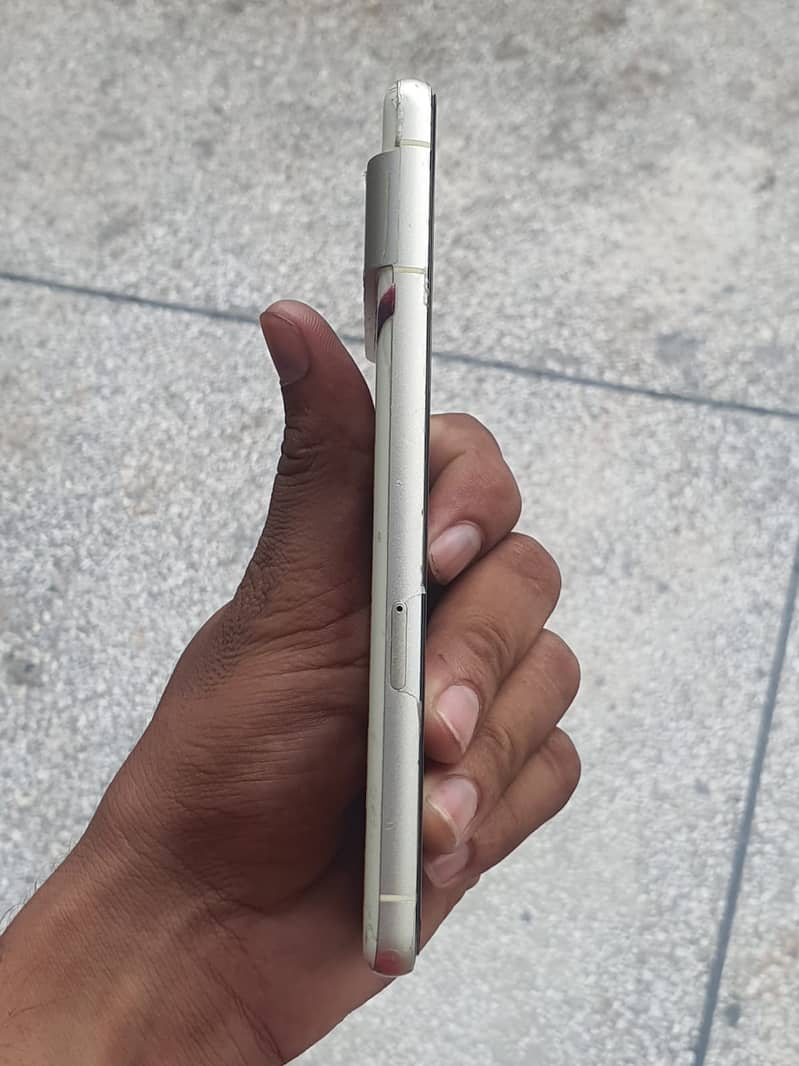 Google Pixel 7 3